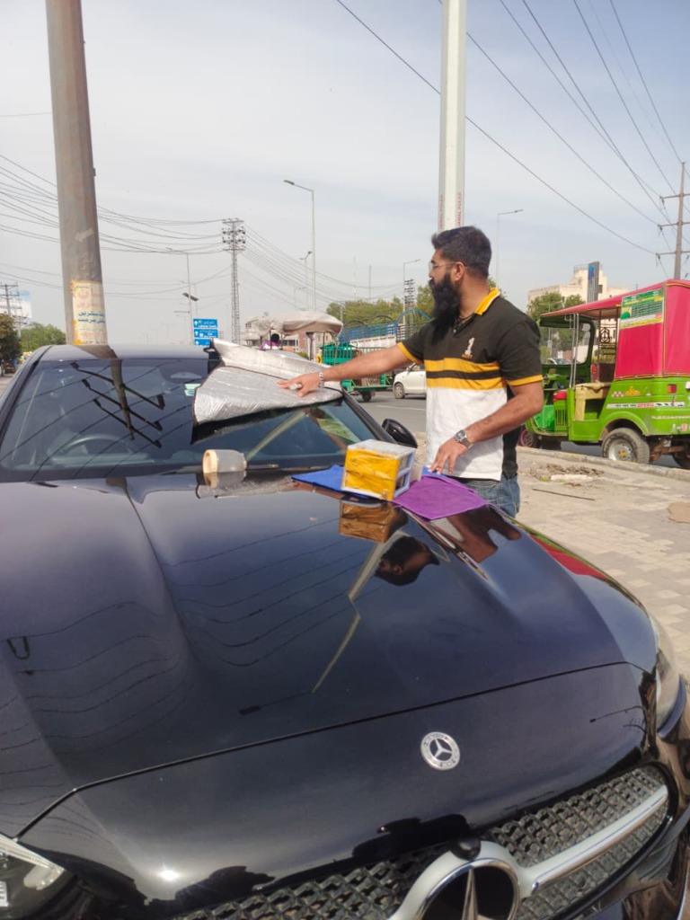 Porsche Taycan - Windscreen Polishing